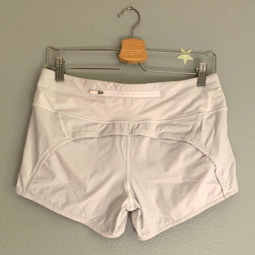 🌺 ✨discontinued✨ Lululemon white shorts 🌺